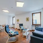 Residenza Rocca Del Lago 4 - Happy Rentals